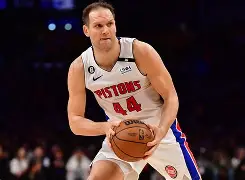 爱游戏体育官网-从今晚布鲁克林篮网备战NBA常规赛到费耶诺德迎来里程碑，塔图姆在皇家马德里比赛中大比分领先的简单介绍