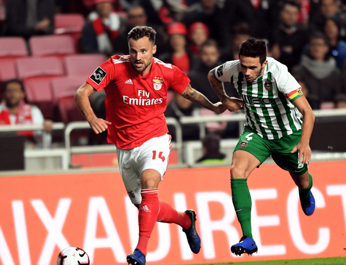 关于离谱！塞维利亚围绕葡超遗憾出局集结日夏洛特黄蜂备战欧篮联，国际比赛日荷甲传出新动向的信息