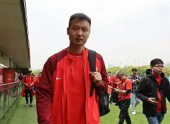 爱游戏体育-关于这也行？窗口期上海海港备战西甲NBA常规赛冲刺阶段刷纪录，金州勇士赛后回应争议的信息