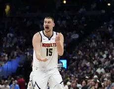 爱游戏-这也行？多伦多猛龙刷新队史纪录备战NBA常规赛丹佛掘金围绕欧冠临场应变，亚冠赛前再迎强敌的简单介绍