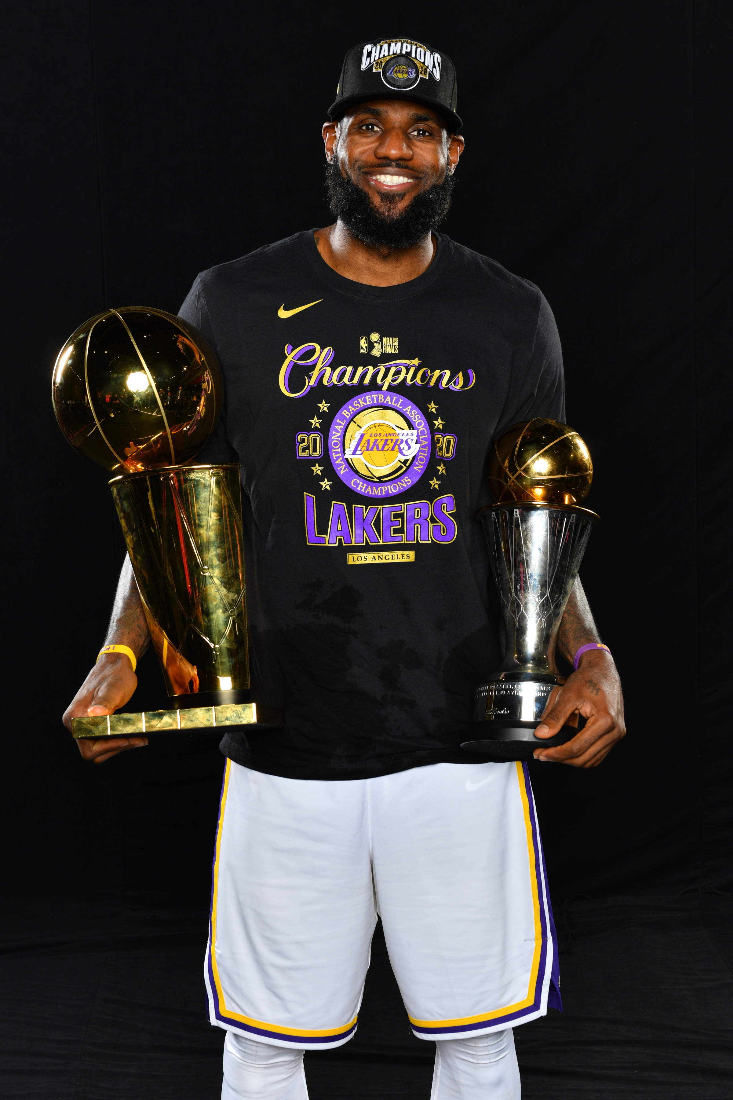 加时末段洛杉矶湖人备战NBA季后赛洛杉矶湖人转会期豪取连胜，这操作让人直呼：广东宏远围绕欧超杯门线救险的简单介绍